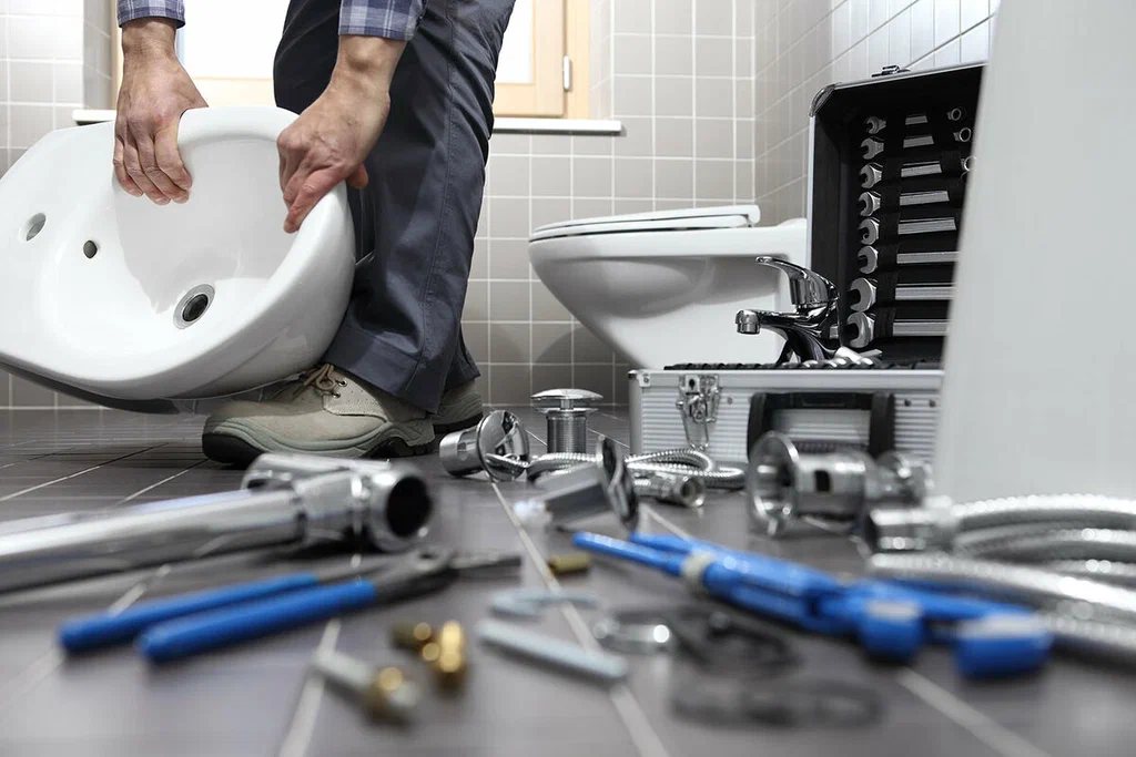 Professional bathroom plumbing repair in Carmichael
