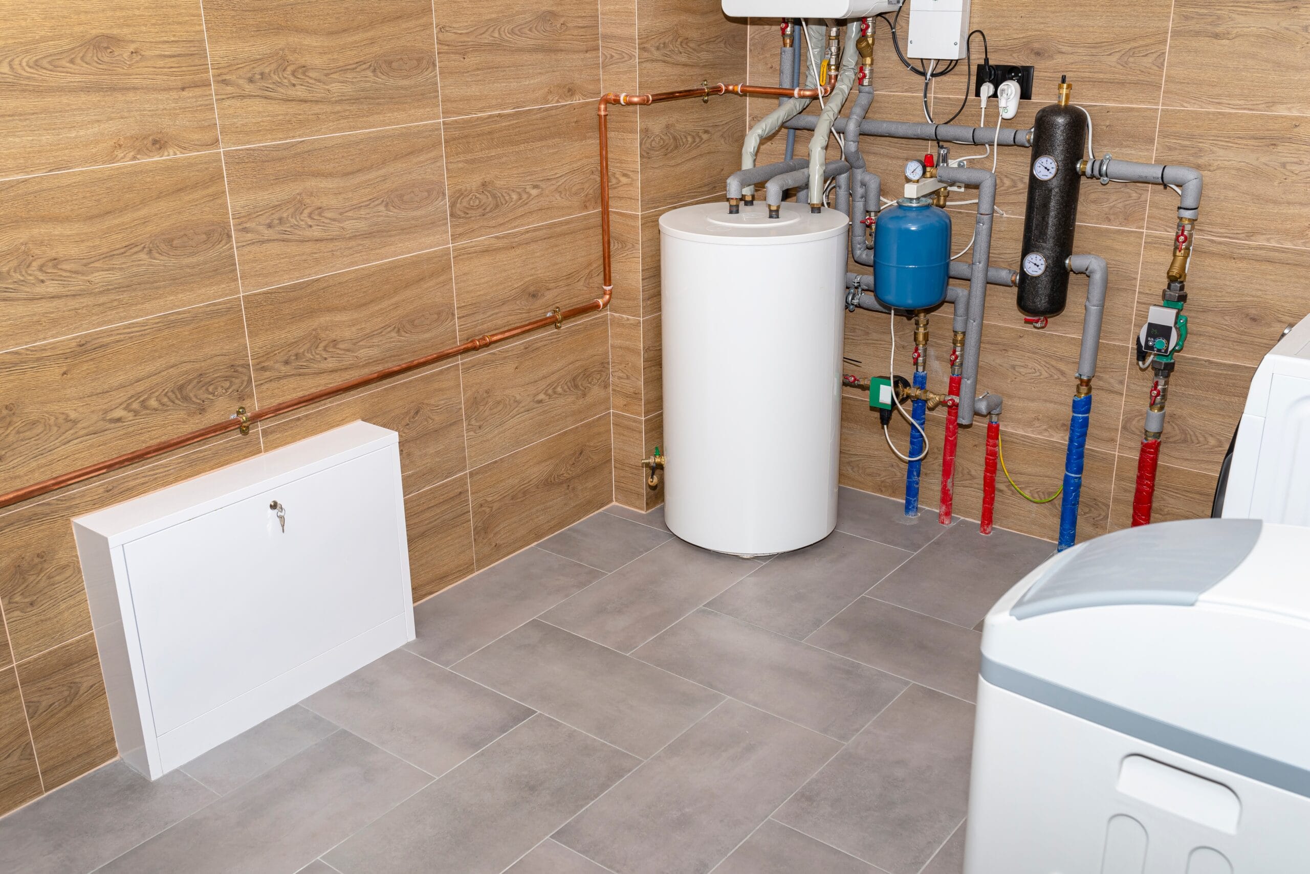 Professional water heater installation in Carmichael